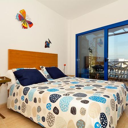 Apartment La Marina Sea Views With Terrace By Pvl أرّاثيفي الغرفة الصورة