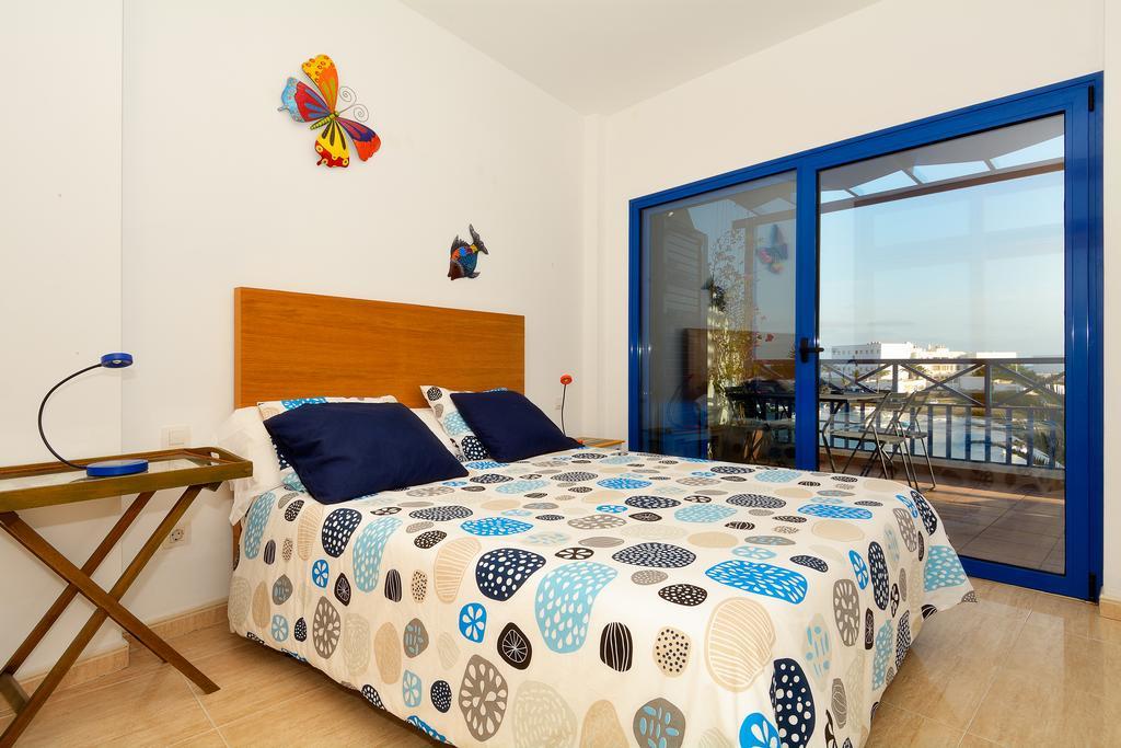 Apartment La Marina Sea Views With Terrace By Pvl أرّاثيفي الغرفة الصورة