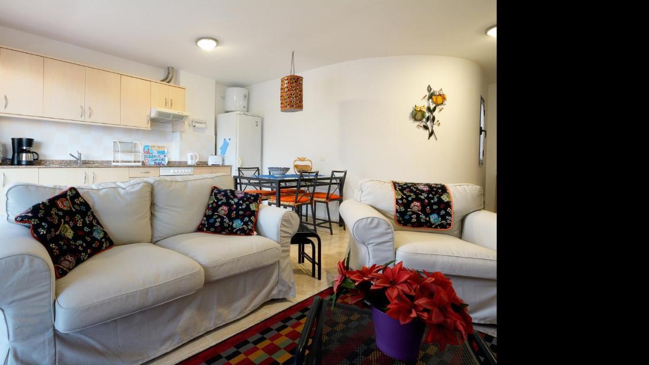 Apartment La Marina Sea Views With Terrace By Pvl أرّاثيفي المظهر الخارجي الصورة