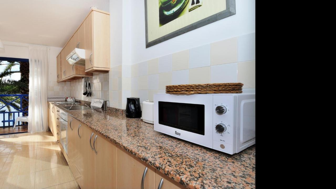 Apartment La Marina Sea Views With Terrace By Pvl أرّاثيفي المظهر الخارجي الصورة